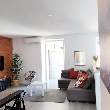 Apartment At Your Feet